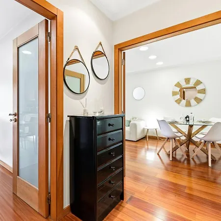 شقة Sacramento's House أفيرو